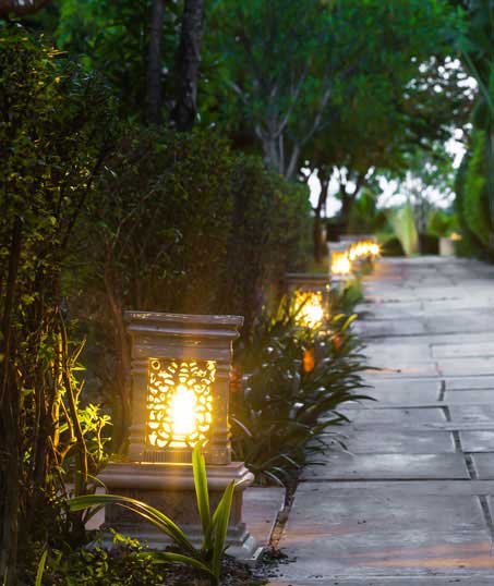Cruz Lawn Care Inc Residential Landscape Lighting